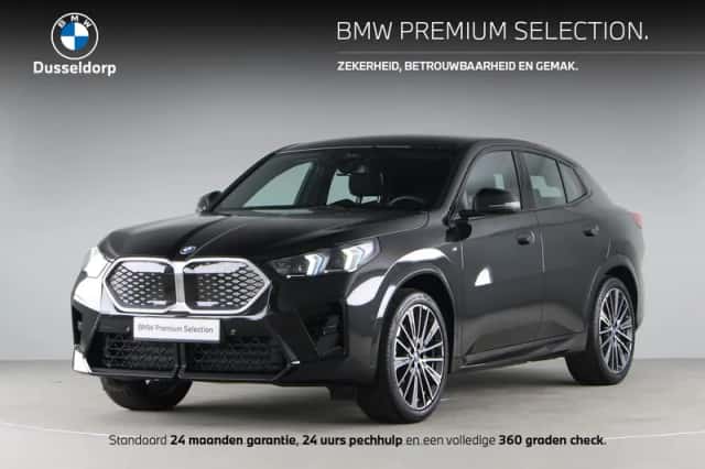 BMW iX2 (2025) thumbnail 1