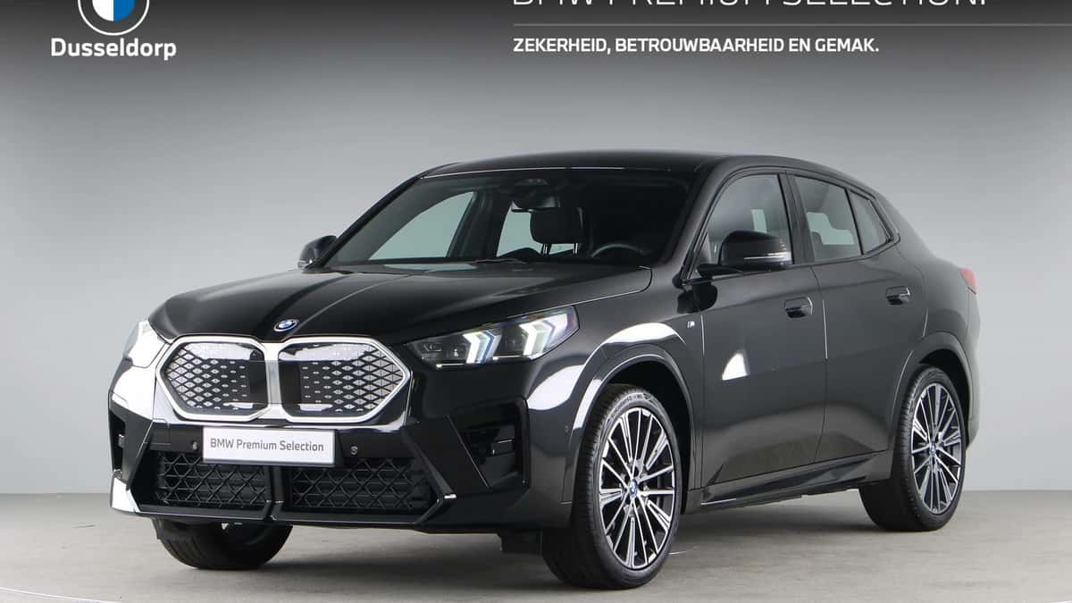 BMW iX2 (2025) — foto 1