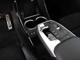 BMW iX2 (2025) thumbnail 17