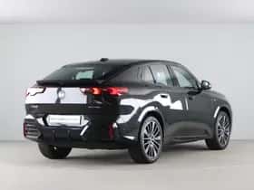 BMW iX2 (2025) thumbnail 9