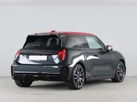MINI Cooper (2024) thumbnail 10