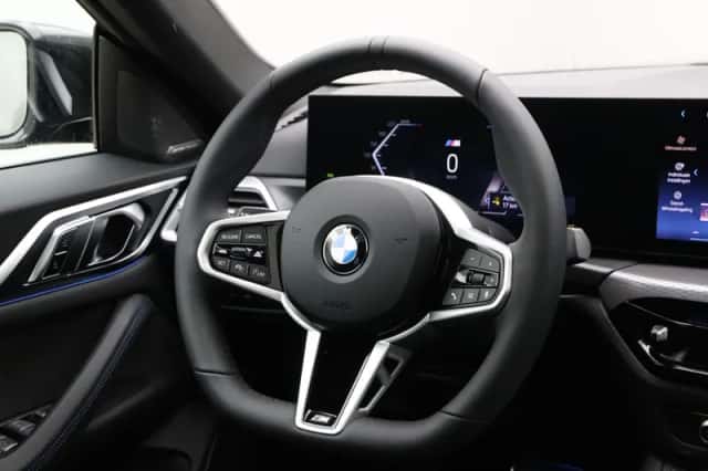 BMW i4 (2026) thumbnail 2