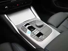 BMW i4 (2026) thumbnail 17