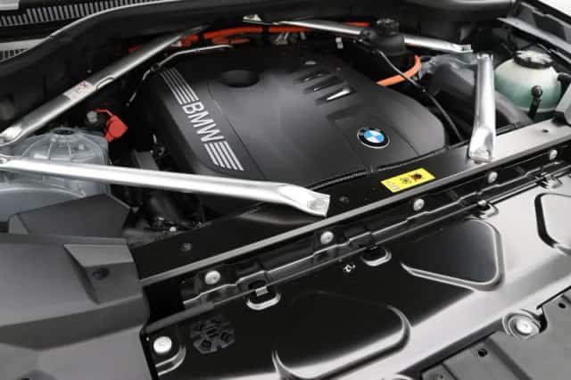 BMW X5 (2026) thumbnail 4