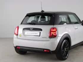 MINI Electric (2022) thumbnail 19