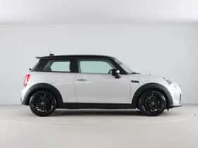 MINI Electric (2022) thumbnail 8