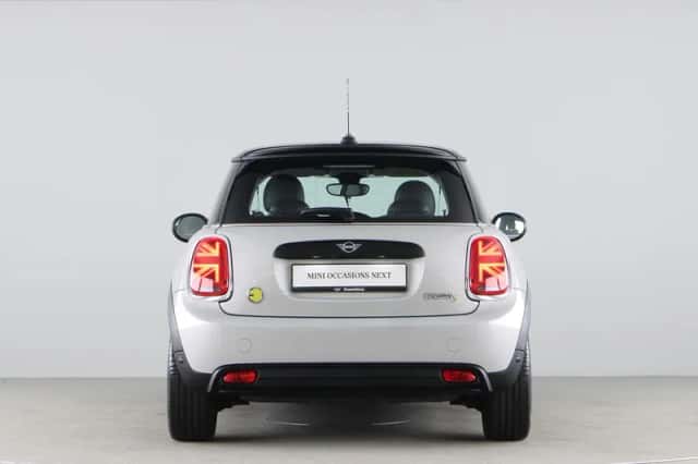 MINI Electric (2022) thumbnail 10