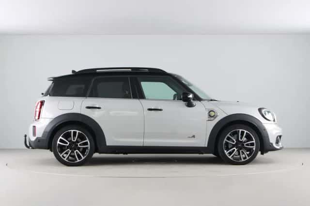MINI Countryman (2021) thumbnail 9
