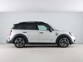 MINI Countryman (2021) thumbnail 9