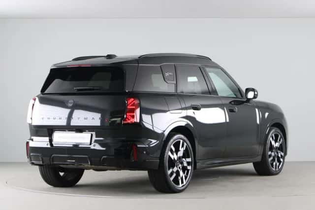 MINI Countryman (2024) thumbnail 10