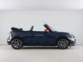 MINI Cabrio (2026) thumbnail 12