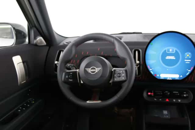 MINI Countryman (2026) thumbnail 2