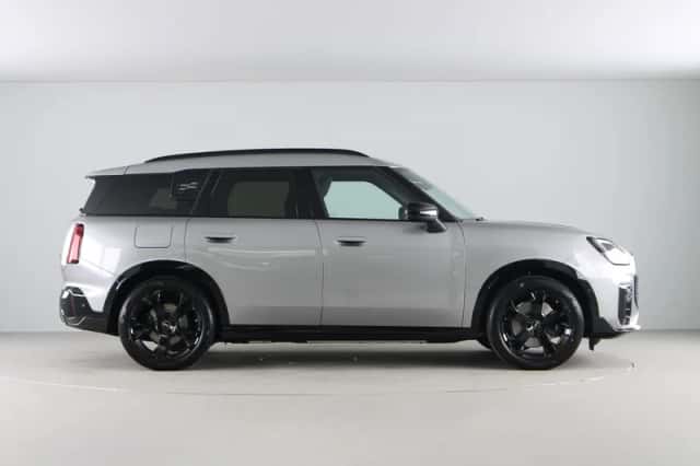 MINI Countryman (2026) thumbnail 9