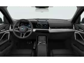 BMW iX2 (2026) thumbnail 4