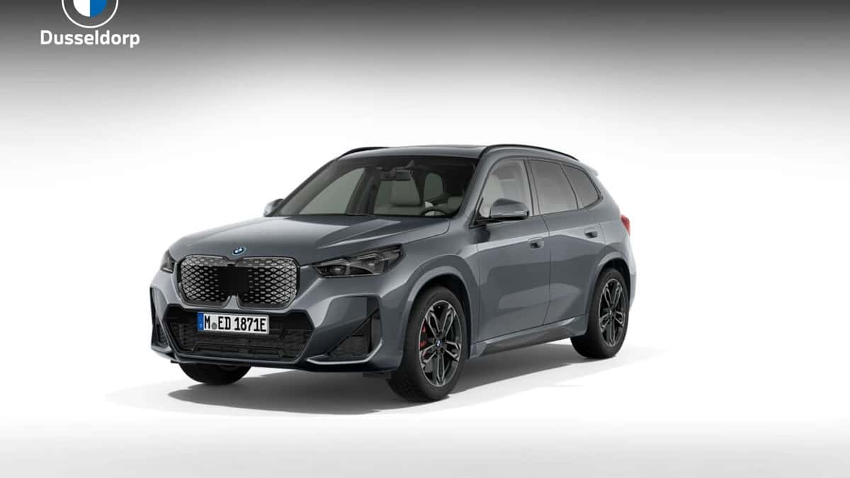 BMW iX1 (2026) — foto 1