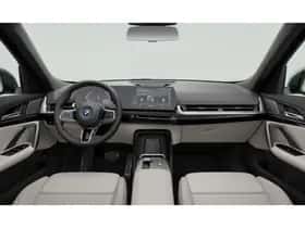 BMW iX1 (2026) thumbnail 4