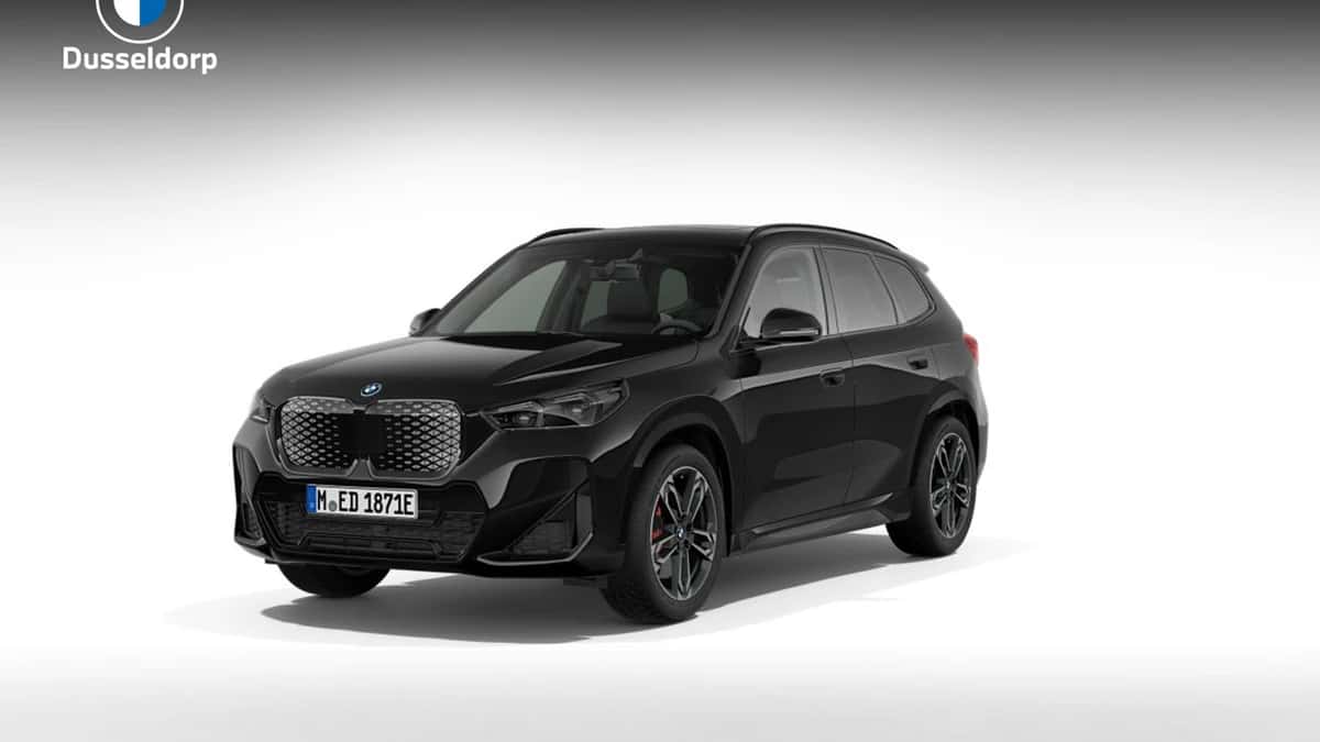 BMW iX1 (2026) — foto 1