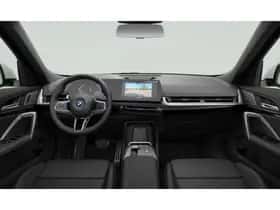 BMW iX1 (2026) thumbnail 4