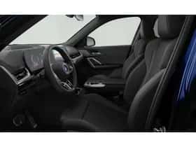 BMW iX1 (2026) thumbnail 3