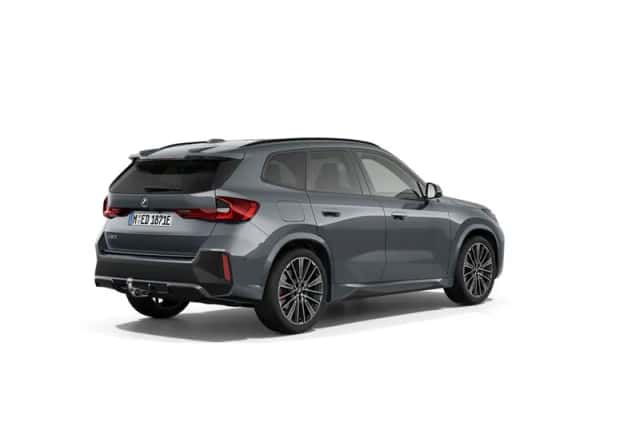 BMW iX1 (2026) thumbnail 2