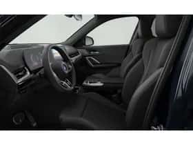 BMW iX1 (2026) thumbnail 3