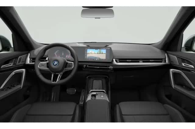 BMW iX1 (2026) thumbnail 4