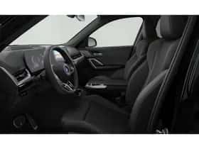 BMW iX1 (2026) thumbnail 3