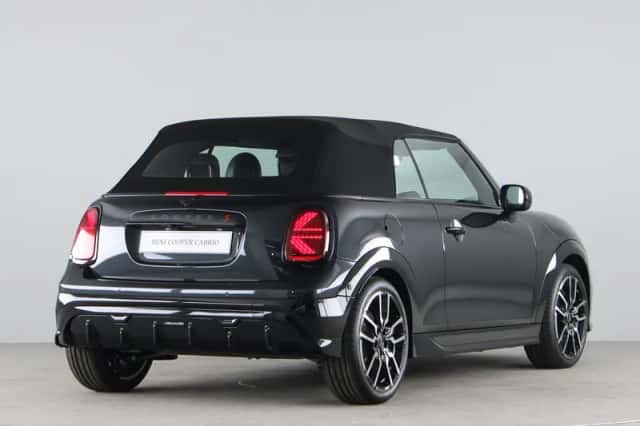 MINI Cabrio (2026) thumbnail 13