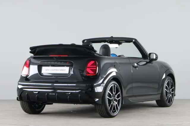 MINI Cabrio (2026) thumbnail 14