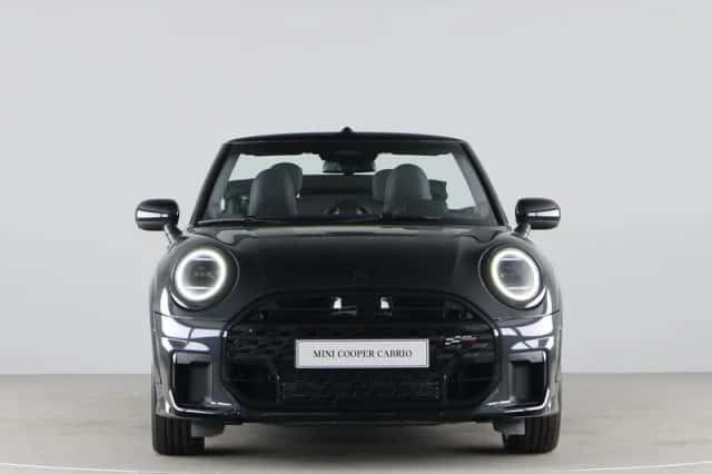 MINI Cabrio (2026) thumbnail 8
