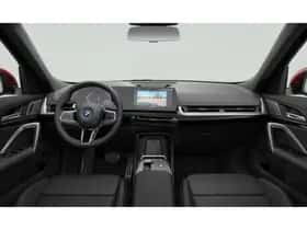 BMW iX1 (2026) thumbnail 4