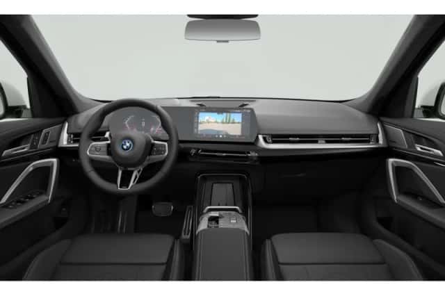 BMW iX1 (2026) thumbnail 4