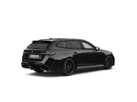 BMW M5 (2026) thumbnail 2
