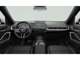 BMW iX1 (2026) thumbnail 4