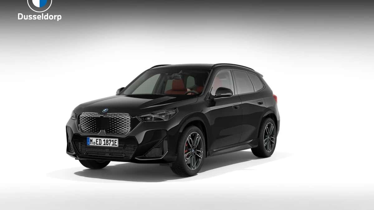 BMW iX1 (2026) — foto 1