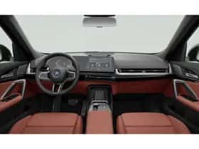 BMW iX1 (2026) thumbnail 4