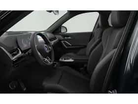 BMW iX1 (2026) thumbnail 4