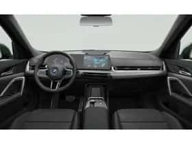 BMW iX1 (2026) thumbnail 4