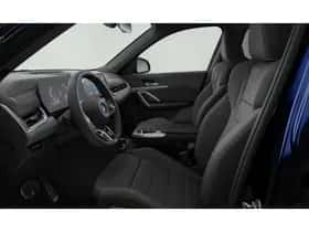 BMW iX1 (2026) thumbnail 3