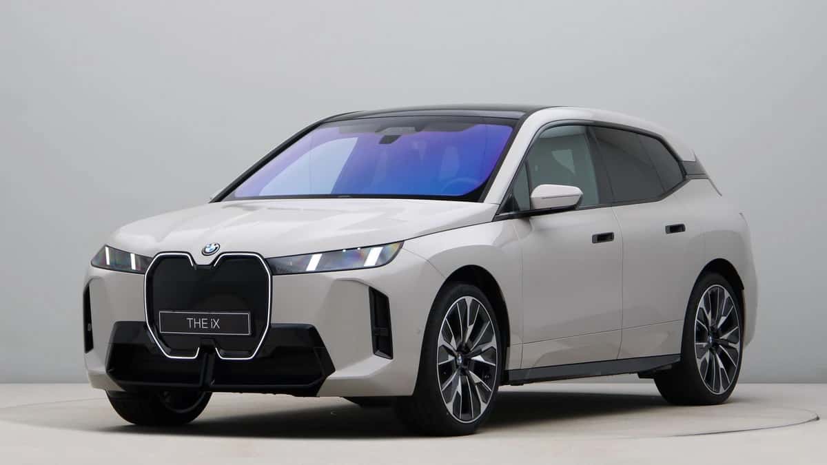 BMW iX (2026) — foto 1