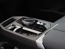 BMW iX (2026) thumbnail 11