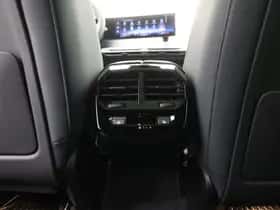 BMW iX (2026) thumbnail 18