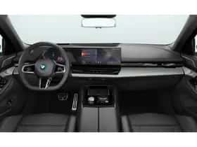 BMW i5 (2026) thumbnail 4