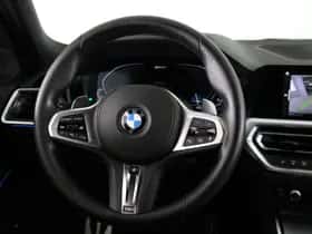 BMW 3-Serie (2022) thumbnail 2