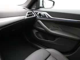 BMW i4 (2026) thumbnail 24