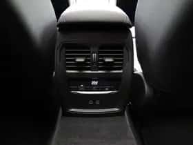 BMW i4 (2026) thumbnail 25