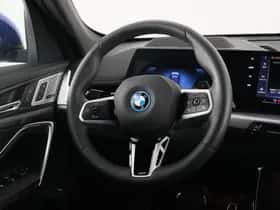 BMW X1 (2025) thumbnail 2