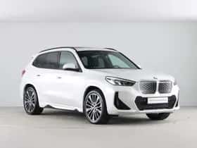 BMW iX1 (2025) thumbnail 7