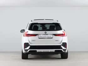 BMW iX1 (2025) thumbnail 10
