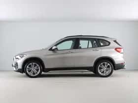 BMW X1 (2022) thumbnail 12